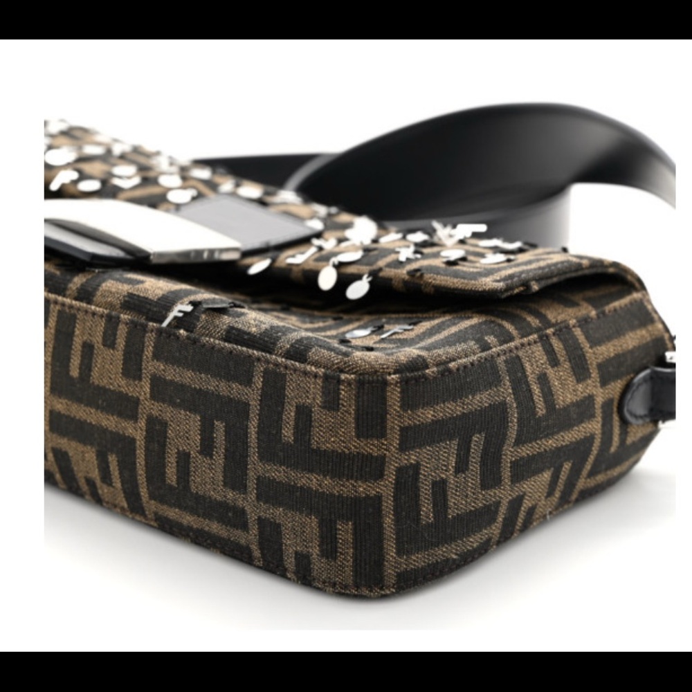 Fendi Black and Brown Baguette Shoulder Bag with Silver Accents - Picture 9 of 12